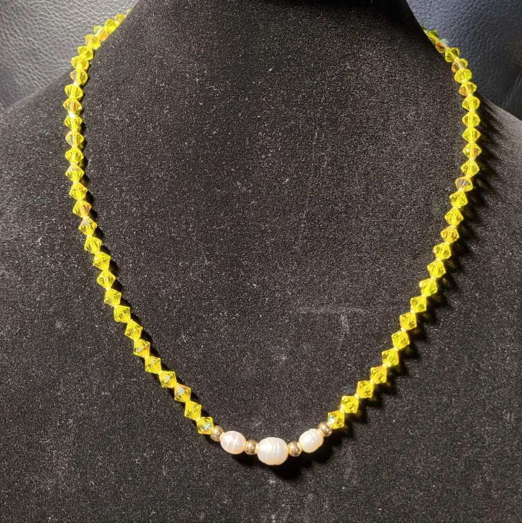 Elegant Yellow Beaded Necklace